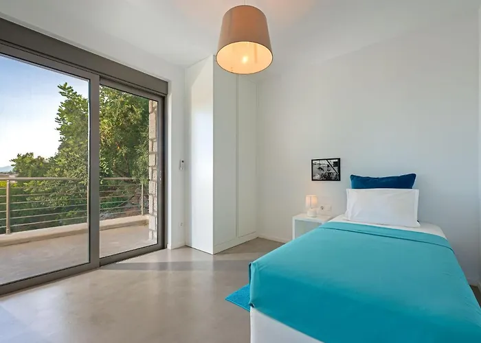 In Rhodes With Infinity Pool