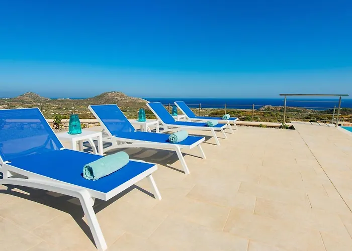 In Rhodes With Infinity Pool * Kalithies