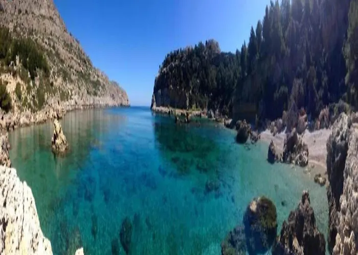 Villa In Rhodes With Infinity Pool