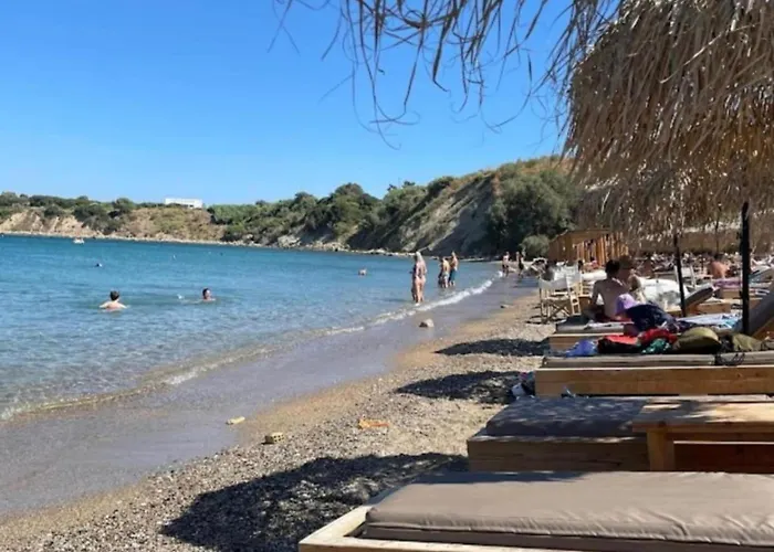 فيلة In Rhodes With Infinity Pool *