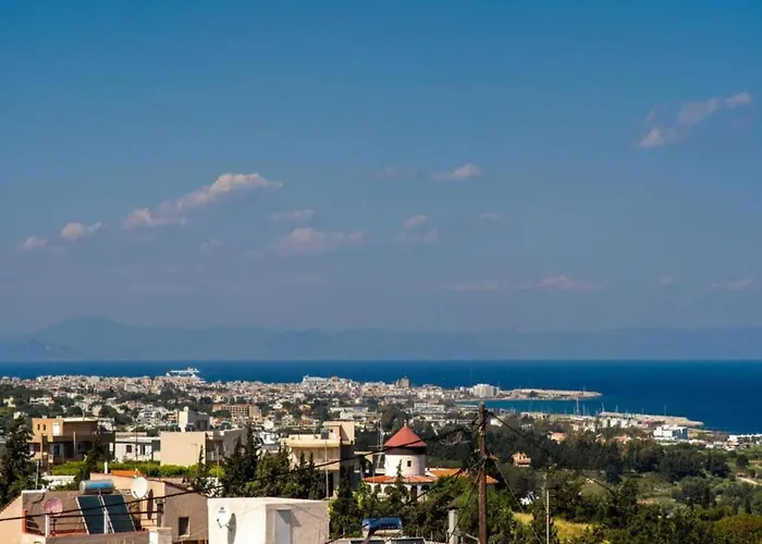 فيلة In Rhodes With Infinity Pool