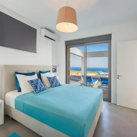 In Rhodes With Infinity Pool * Kalithies