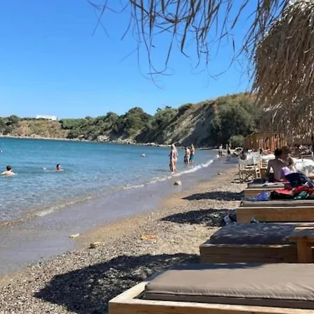 ヴィラ In Rhodes With Infinity Pool *